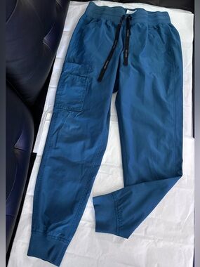 Carhartt Blue Teal Drawstring Cargo Jogger- style Scrub Pants. As is